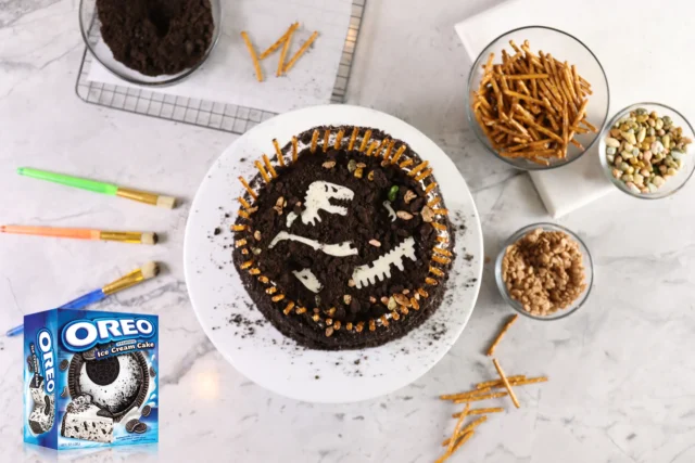 dino_Cake_frame12