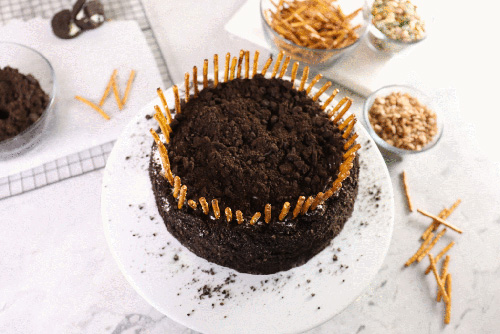 dinosaur oreo ice cream cake