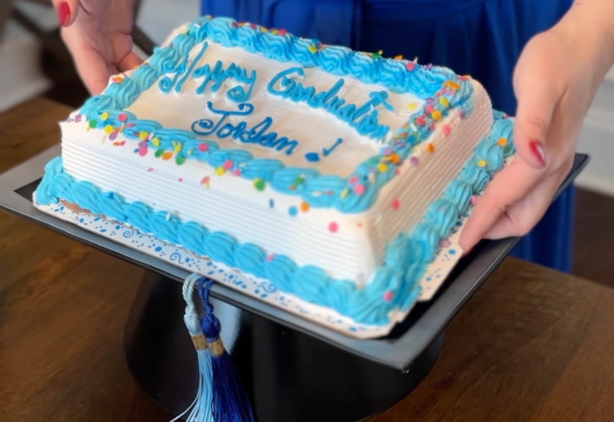 Graduation Cake Ideas for Every Grad I Love Ice Cream Cakes